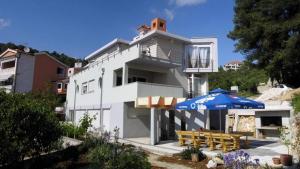 Apartment in Trogir with sea view, terrace, air conditioning, WiFi 4328-6