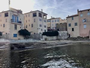 Appartements Ravissant studio climatise Gambetta Misericorde au coeur de Saint-Tropez : photos des chambres