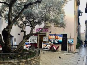 Appartements Ravissant studio climatise Gambetta Misericorde au coeur de Saint-Tropez : photos des chambres