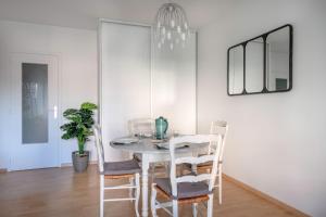 Appartement avec double terrasse - 170m de la plage