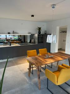 Basalt Lodge am Lehnitzsee