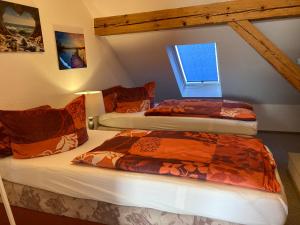 Landhausidyll Apartment Wohn- und Schlafzimmer