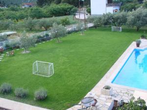 Villa Solo Luxury family app in Nature park