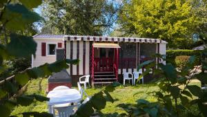 Campings Lacs de Courtes : photos des chambres