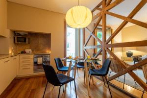 Bairro Alto Superior Two Bedroom Apartment by Les Deux Mariettes