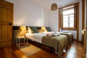 Bairro Alto Superior Two Bedroom Apartment by Les Deux Mariettes