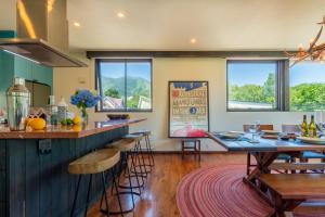 Gustavs Hideaway by H2 Life