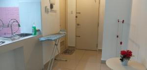 NH Studio Apartment Homestay