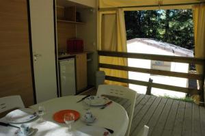 Campings CAMPING Bassin Arcachon - LES GOELANDS : photos des chambres