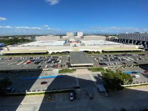 A Cozy 1 Bedroom Unit with a Parking at South Residences SM Southmall