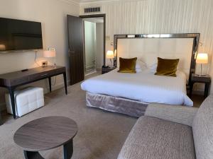 Hotels Hotel Le Canberra : photos des chambres