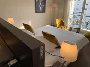 Hotels Hotel Le Canberra : photos des chambres