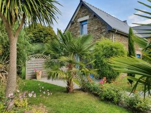 B&B / Chambres d'hotes La Bastide du Moulin - Mont St Michel : photos des chambres