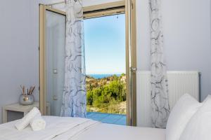 Villa Guesto with Private Pool