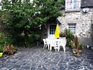 Maisons de vacances Ker Jerome - Traditional Stone Breton Cottage near to Dinan : photos des chambres