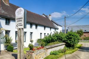 B&B / Chambres d'hotes La Ferme aux Charmes : photos des chambres