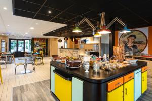 Hotels greet hotel restaurant Angouleme Ouest : photos des chambres