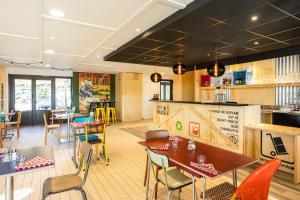 Hotels greet hotel restaurant Angouleme Ouest : photos des chambres