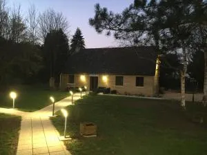 Logis Hotel Le Val Sarah - Cornihout-du-Mesnil