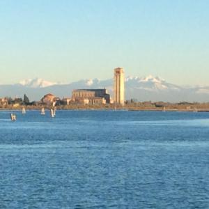 Night Galleria holiday home - bed & art in Burano - the pink house