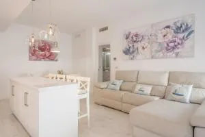 Lujo frente al mar. Luxury on the beachfront. - Torrenueva