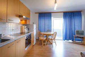 Apartments Lacic 