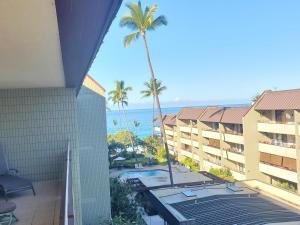 White Sands Beach Condo #324. BIG PATIO!! Ocean and Mountains across from beach!