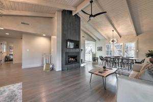 Maggie Valley ‘Creekside Chalet’ + Deck: Fish, Ski