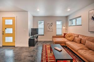 Modern Missoula Home ~ 2 Miles to Downtown!