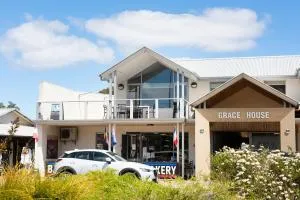 Bo'Vine Holiday Apartment - Bramley