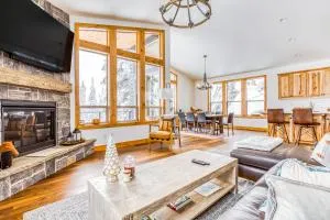 Steel Lane Hideaway - Timberline