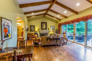 Eagles Nest at Big Bear Estates