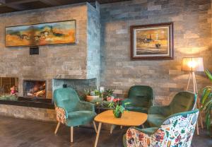 St George Ski & Holiday - Half Board &Inclusive