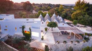 TRULLO SANTA PAZIENZA 6&3, Emma Villas