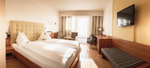 Superior Double Room with Balcony room in Vulkanlandhotel Legenstein
