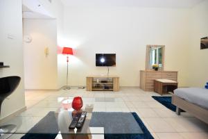 Luxury Escapes - Budget-Friendly Studio Near Metro - MED67 DG