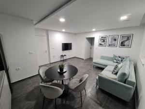 Villa Capris apartments