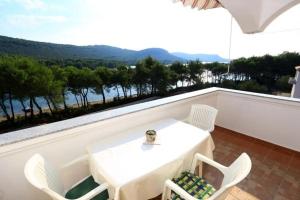 Holiday apartment in Kali with sea view, terrace, air conditioning, WiFi 4675-4