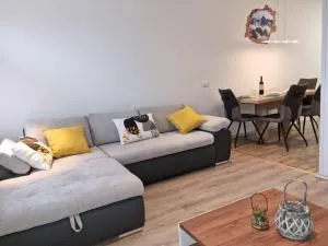 APARTMA KAAN - Žaga