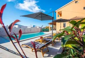 Villa Buzdonka - Škatari