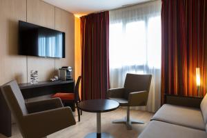 Hotels Hotel Oceania Nantes : Suite Junior