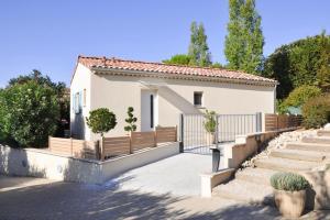 holiday home, Arpaillargues-et-Aureillac