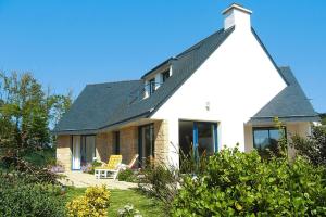 Holiday Home St- Gildas-de-Rhuys - BRE04131-F