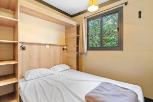 Campings Camping Le Damier : photos des chambres