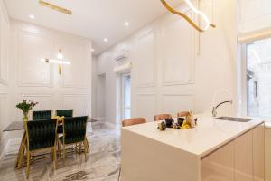 Royal Apartment on Fredra 4a