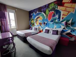 Hotels The Originals Boutique, Hotel de l'Univers, Montlucon (Inter-Hotel) : photos des chambres