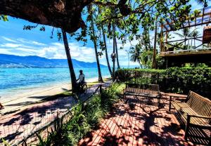 Aconchego e pé na areia em Ilhabela