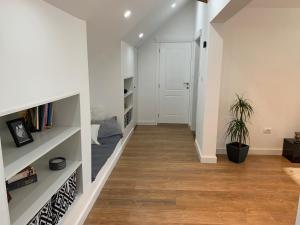 Noahs Attic - Apartment Hotel in Korce