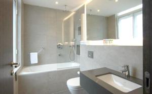 Deluxe Double or Twin Room room in The Kings Head Hotel