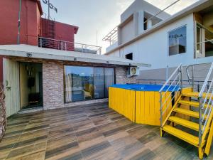 Pooja Villa Suites-Rooms and Pool, Igatpuri